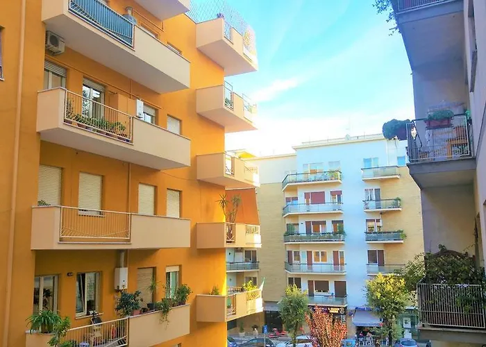 Apartamento Turistico Laura *
