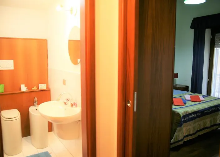Apartamento Turistico Laura *