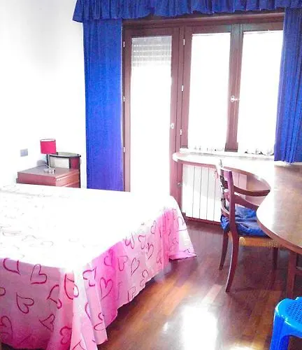 Turistico Laura Apartamento *